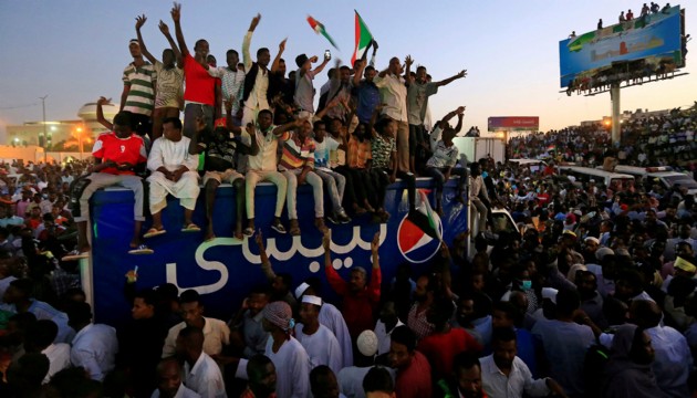 Sudan'da sular durulmuyor