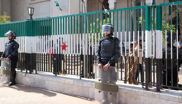 Esed'in yargılanmasına başlandı