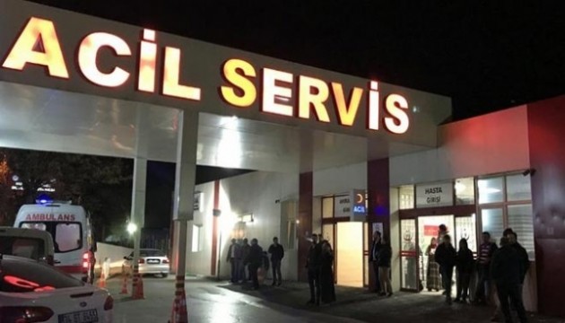 Seyyar satıcı 3 aileyi zehirledi