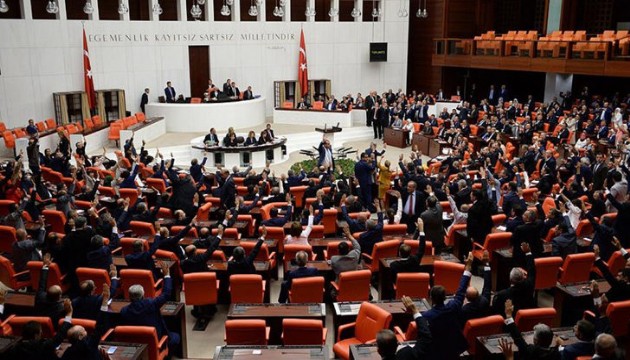 CHP, HSK seçimlerini AYM'ye taşıdı