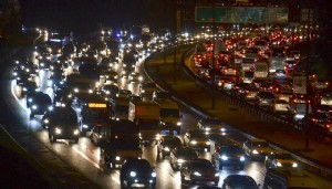 Yağış sonrası İstanbul kilitlendi