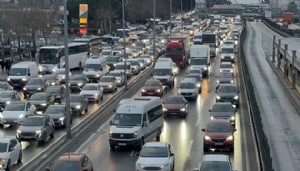 İstanbul'da trafik kilitlendi