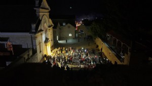 Suriye'de Noel ışıklandırması yapıldı