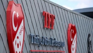 Serdar Adalı ve Beşiktaş'ın cezası kalktı