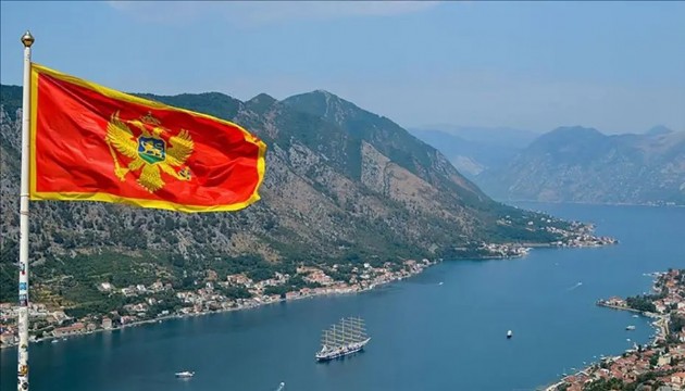 Karadağ yeniden vizesiz oldu