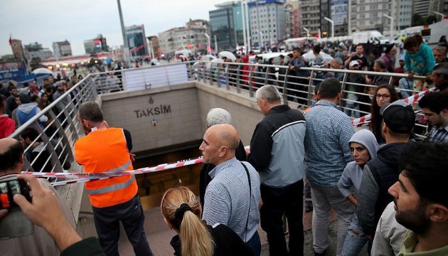 Metroda intihar girişimi