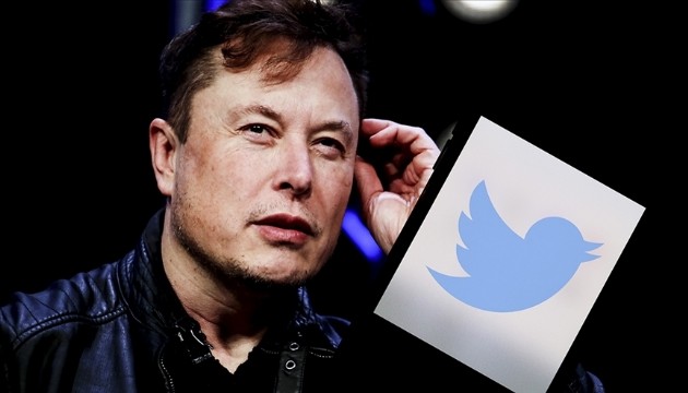 Elon Musk, Apple'a savaş açtı