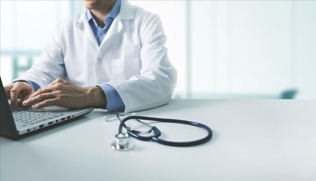 381 bin 559 sağlık personeli kesintisiz hizmet verecek