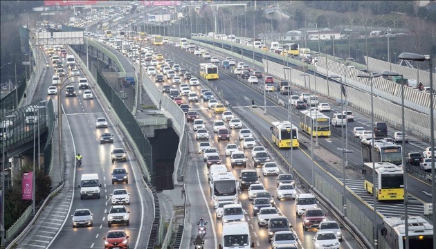 İstanbul'da bazı yollar trafiğe kapatılacak