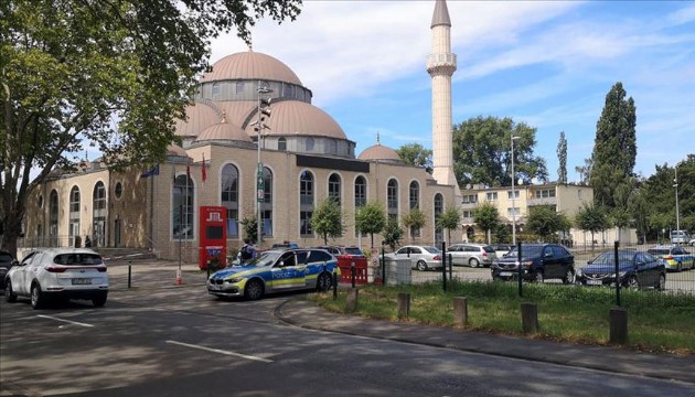 Almanya'da camilere tehdit mektupları gönderilmeye devam ediliyor