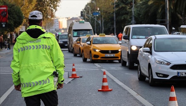 İstanbul'da bazı yollar trafiğe kapatılacak