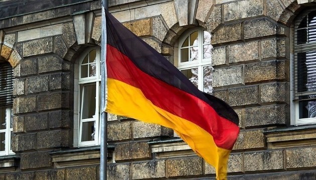 Almanya'dan göçmen akınıyla mücadele için yeni önlemler