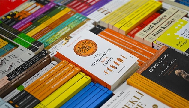 Türkiye'de kitap üretimi 407 milyonu geçti