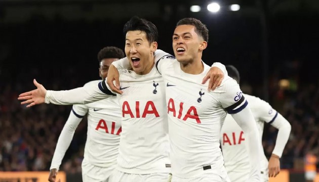 Lider Tottenham, Crystal Palace engelini de geçti