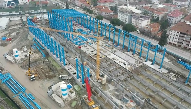 Hızlı tren fabrikasında ilerleme