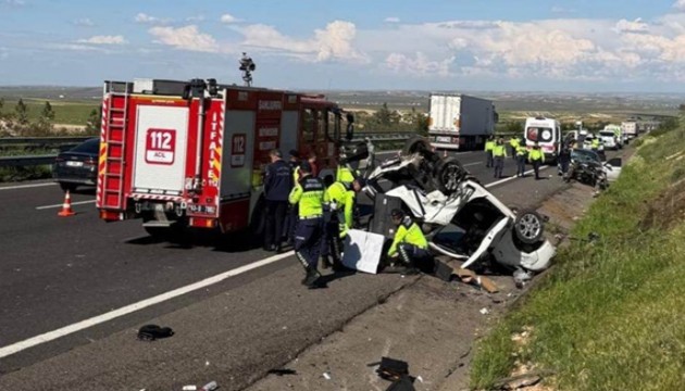 Şanlıurfa'da feci kaza: Ölü ve yaralılar var