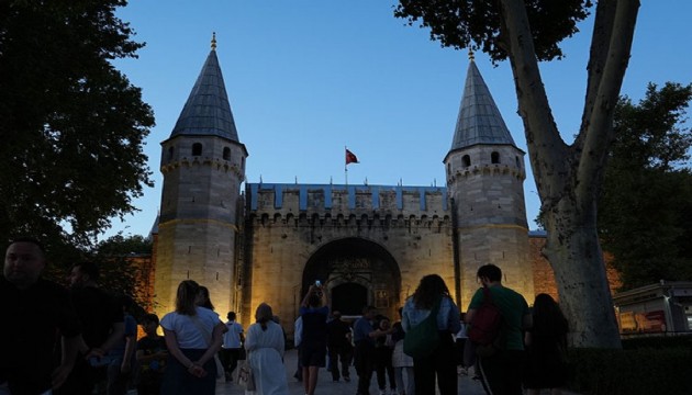 Topkapı Sarayı'nda gece turları sona eriyor