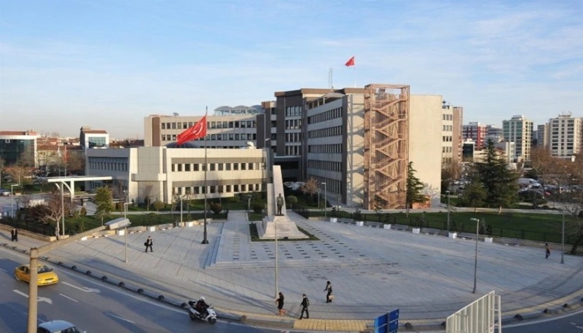 Kadıköy Belediye Başkanı YENİ Parti'ye geçti