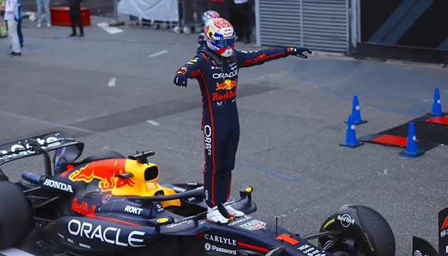 ABD'de pole Verstappen'in