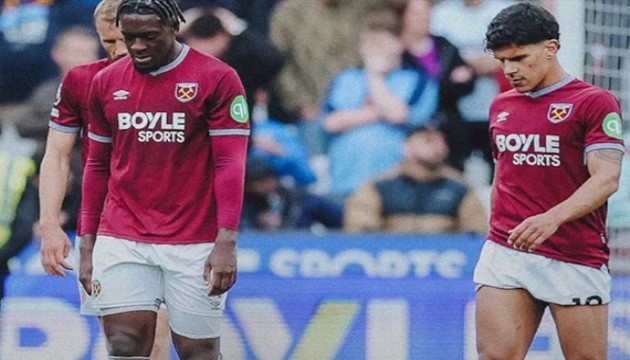 Premier Lig'de küme düşen son takım belli oldu