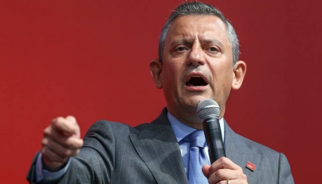 Özgür Özel yeniden seçildi