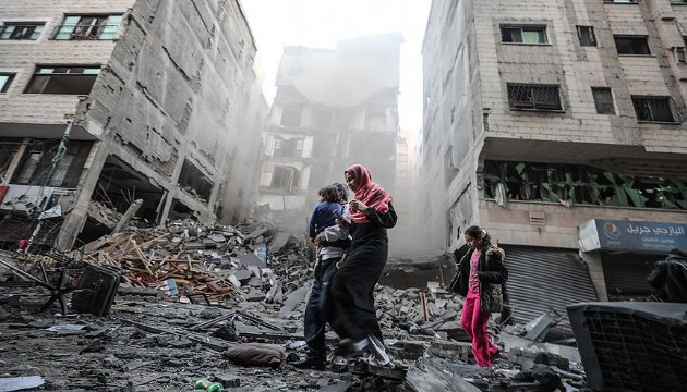İsrail'den Gazze'ye bombardıman
