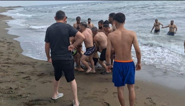 Hatay'da denize giren 2 kişi boğuldu