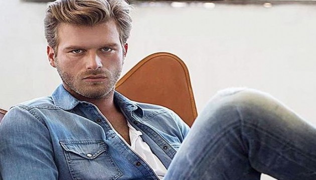 Yeni imajıyla maçta görüntülendi