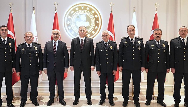 Bakan Yerlikaya'dan yeni atanan emniyet müdürlerine tebrik