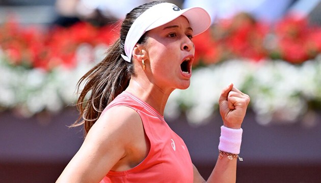 Zeynep Sönmez rekor kırdı