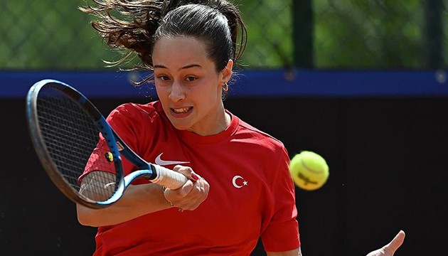 Zeynep Sönmez Avustralya'da turladı