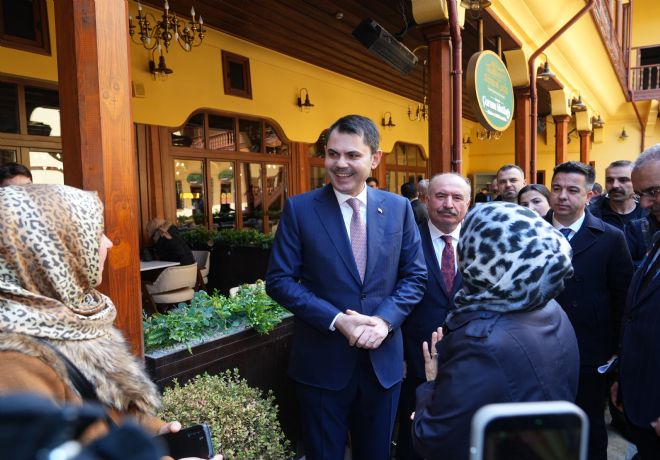 Bakan Kurum'dan esnafa ziyaret 